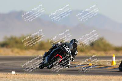 media/Dec-09-2023-SoCal Trackdays (Sat) [[76a8ac2686]]/Turn 15 Set 1 (230pm)/